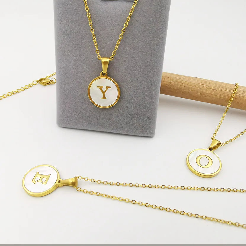 ViviBelle Round Shell Initial Pendant Necklace 18K Gold