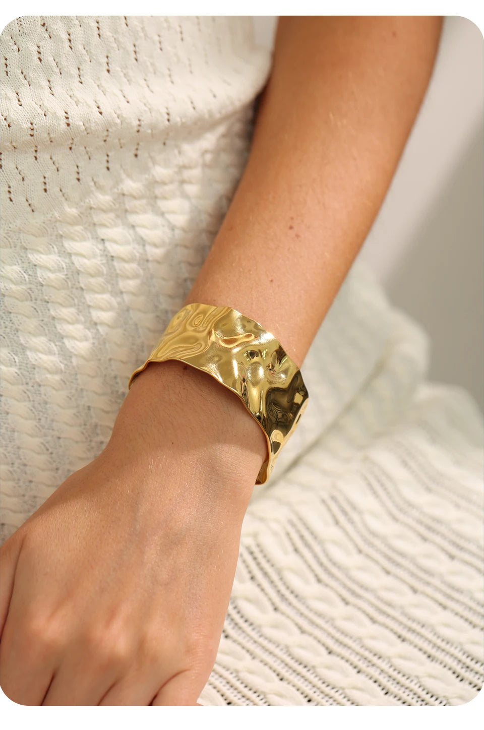 ViviBelle Trendy Gold Geometric Cuff Bracelet