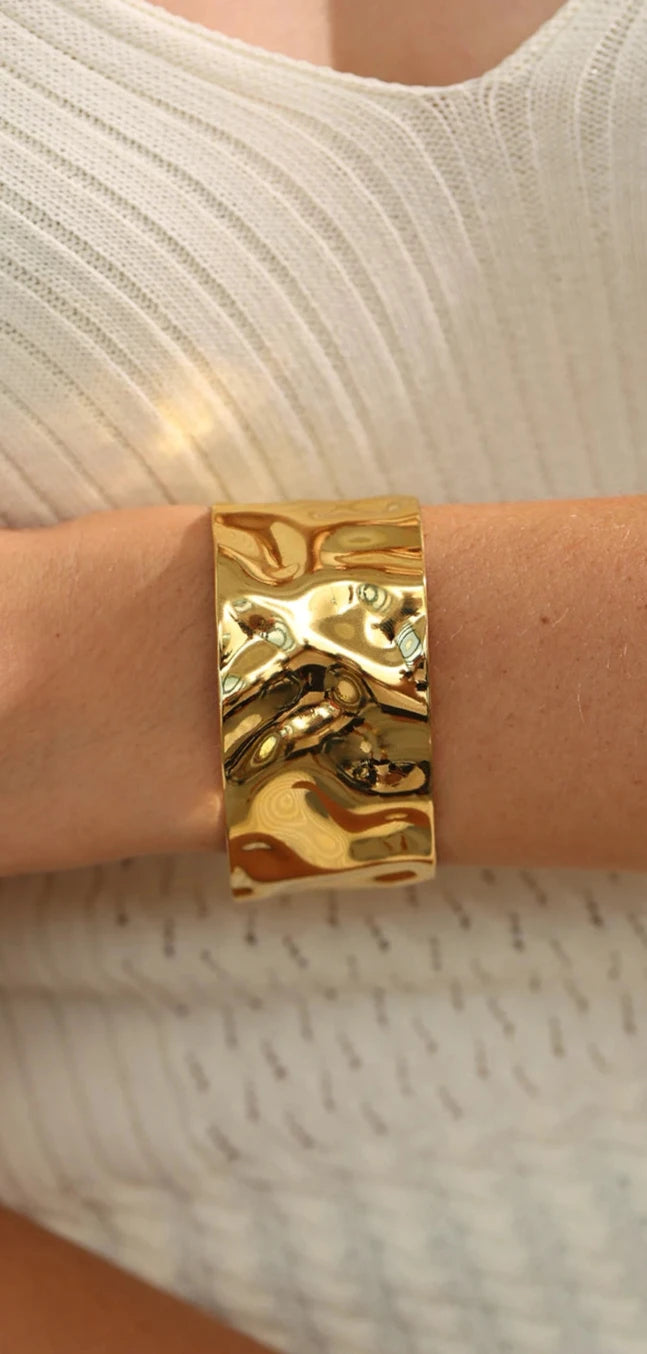 ViviBelle Trendy Gold Geometric Cuff Bracelet