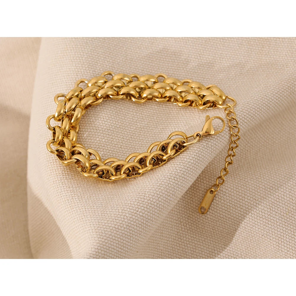 ViviBelle 18k Gold Geometric Charm Bracelet